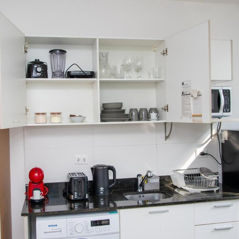 Modern 1BR Villa Morra with Balcony BBQ & Parking - Apartment - 24