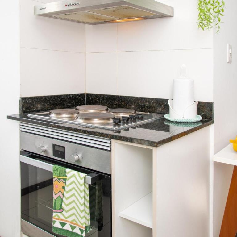 Modern 1BR Villa Morra with Balcony BBQ & Parking - Apartment - 31