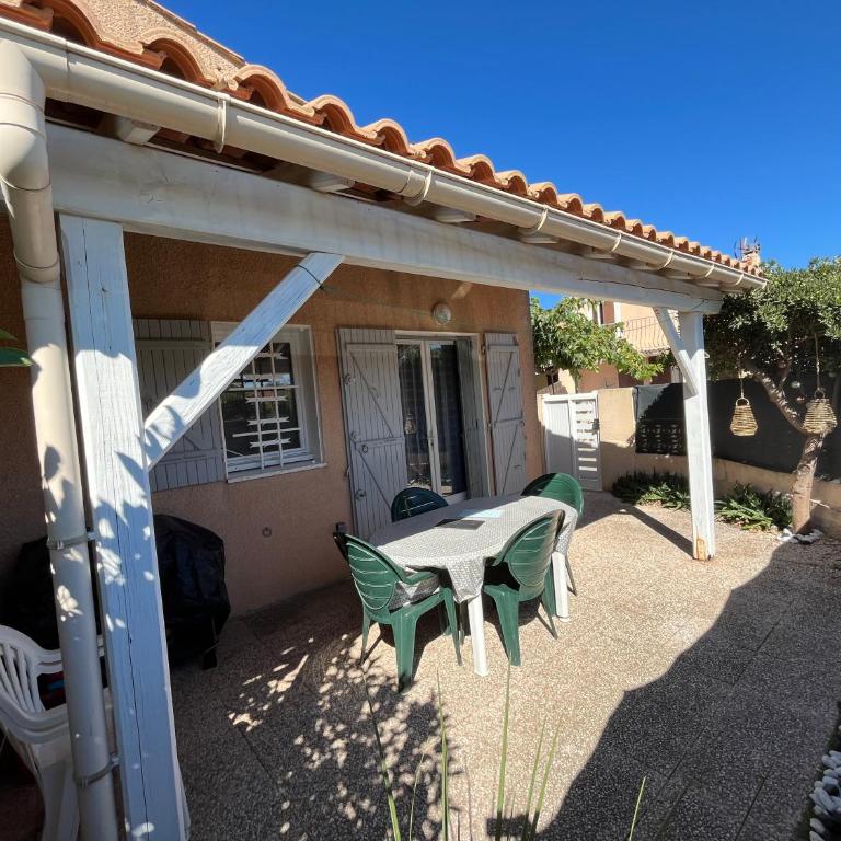 Maison de vacances, 4 -6 couchages, 200m de la mer, Residence securisee LES SENTOLINES, PORTIRAGNES PLAGE LRSEN47 - Maison 2 Chambres - 1