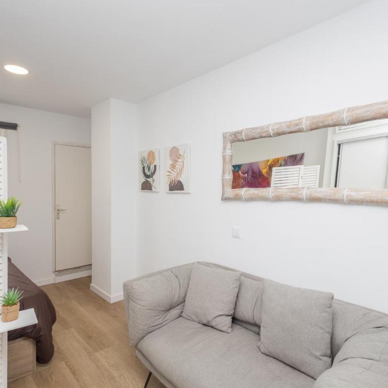 Cozy Studio Las Canteras - 2 min walk to Beach - Studio Deluxe - 7