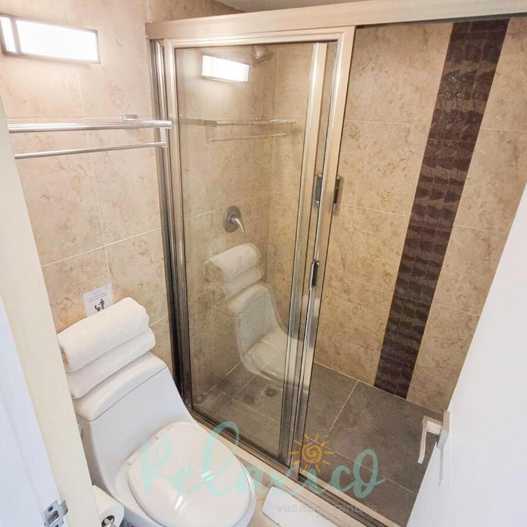 Beachfront Studio, Balcony & Ocean View - One-Bedroom Apartment with Balcony - 29