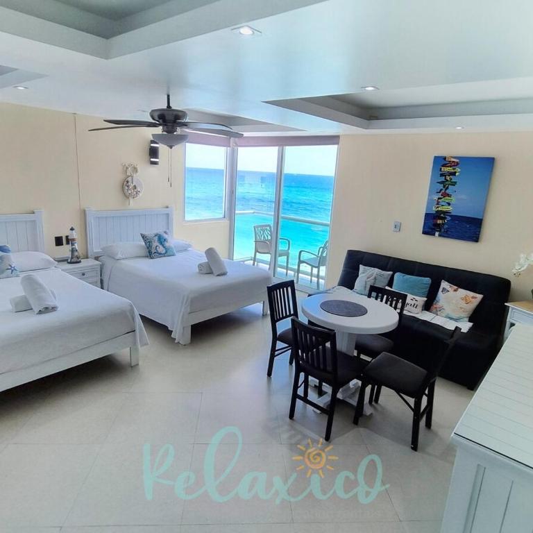 Beachfront Studio, Balcony & Ocean View - One-Bedroom Apartment with Balcony - 40