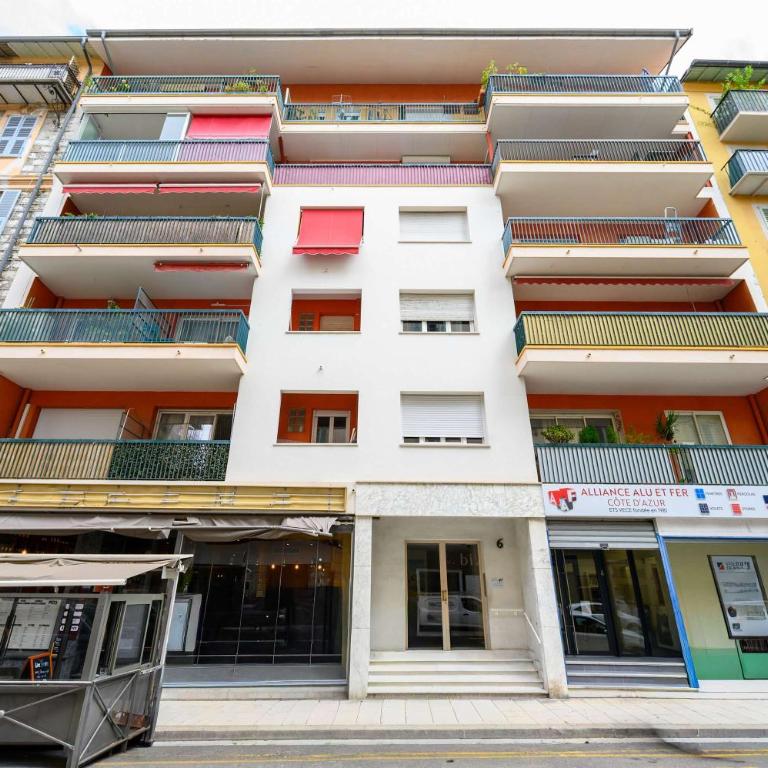 Appartement 3 chambres avec balcon Nice centre - Appartement - 13