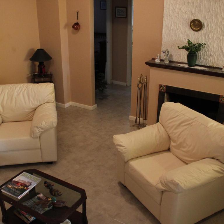 Depto Miramar sobre la peatonal - Two-Bedroom Apartment - 10
