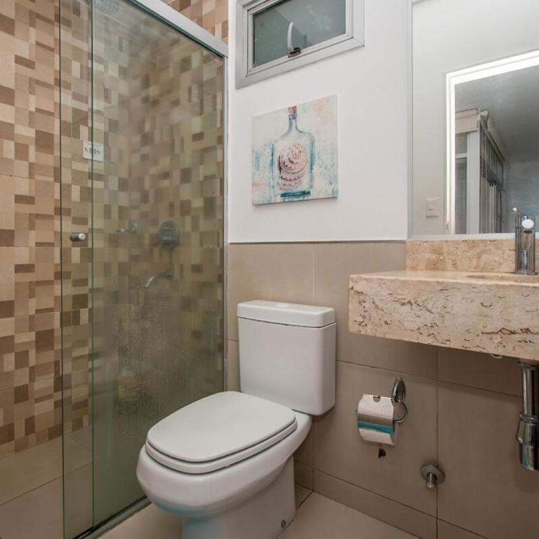 Modern Retreat with Pool Gym and Private Balcony - Apartamento - 15