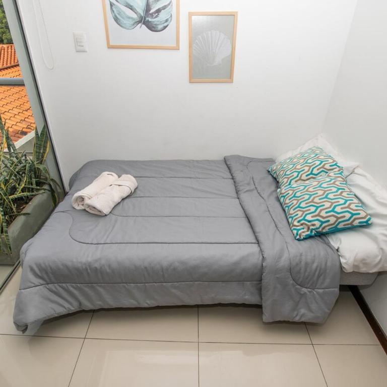 Modern Retreat with Pool Gym and Private Balcony - Apartamento - 24