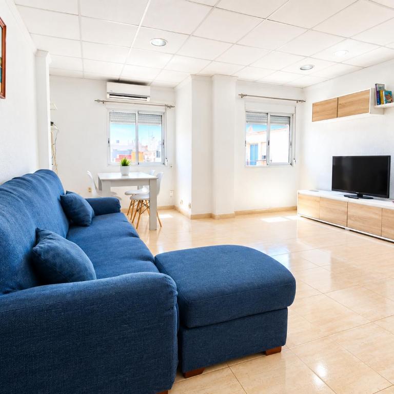 Apartamento junto a la playa de la Malvarrosa en Valencia, hasta 5 huespedes - Two-Bedroom Apartment - 1