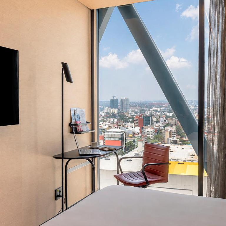 Novotel Mexico City World Trade Center - Habitación Executive con cama grande y vistas - 10