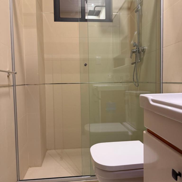 Aura 13 Sky Home - Three-Bedroom Apartment with View - 8
