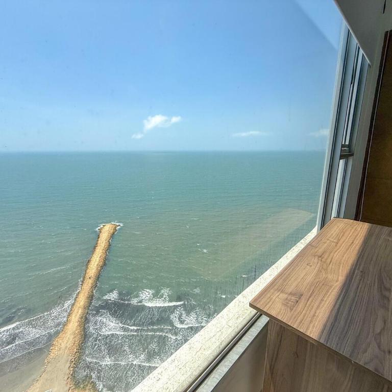 Apartamento completo en piso 26 frente al mar - Apartamento de 2 dormitorios - 43