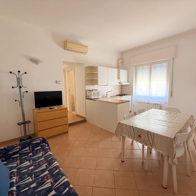 Appartamenti Glicini da Luigi - Appartamento con 2 Camere da Letto - 1