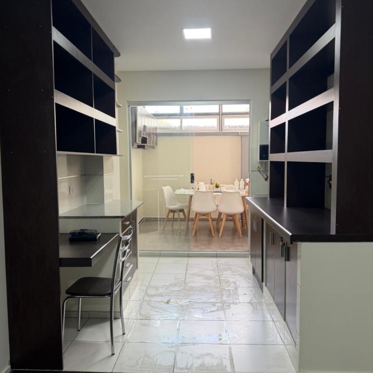Patio & Confort for 10 - Three-Bedroom Apartment - 1
