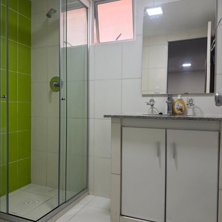 Patio & Confort for 10 - Three-Bedroom Apartment - 16