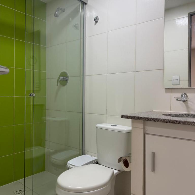 Patio & Confort for 10 - Three-Bedroom Apartment - 21