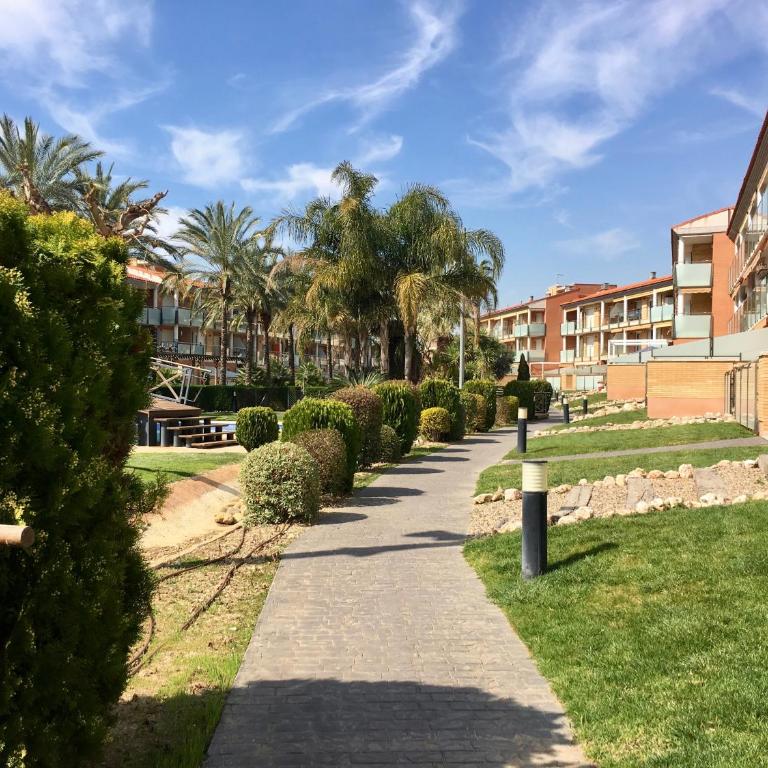Apartamento con piscina, terraza y parking gratis "Ideal familias" Cambrils - Apartment with Garden View - 25