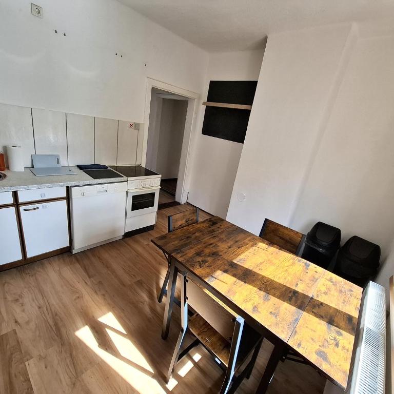 Privat Apartments - Leoben City - Selbstversorger Wohnungen nahe Uni für Kurz und Langzeitaufenthalte - Ideal für Akademiker, Touristen, Geschäftsreisende, Monteure - Apartment mit 2 Schlafzimmern - 4