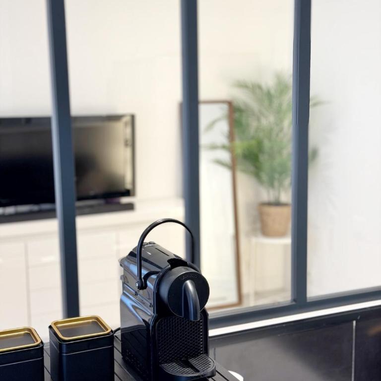 Charmant studio au cœur de République c 11 - Appartement 2 Chambres - 19