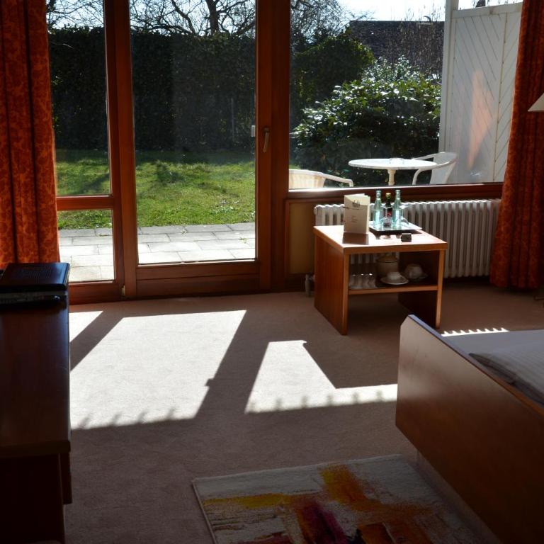 Hotel Garni Reulein - Einzelzimmer mit Gartenblick - 6