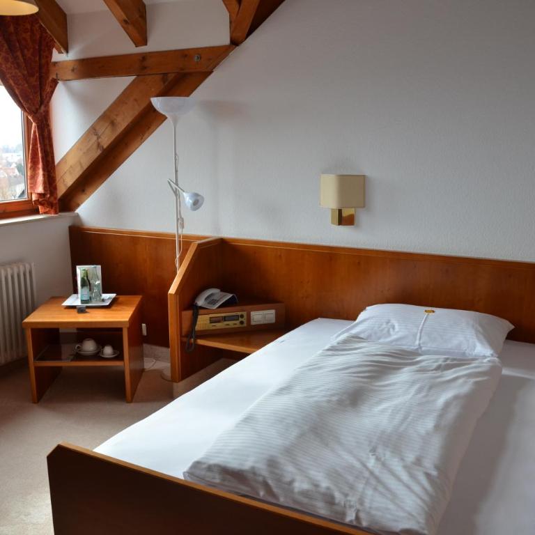 Hotel Garni Reulein - Einzelzimmer mit Seeblick - 5