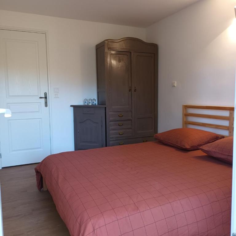 Bas de villa en pleine nature - Apartment mit 2 Schlafzimmern und Terrasse - 2