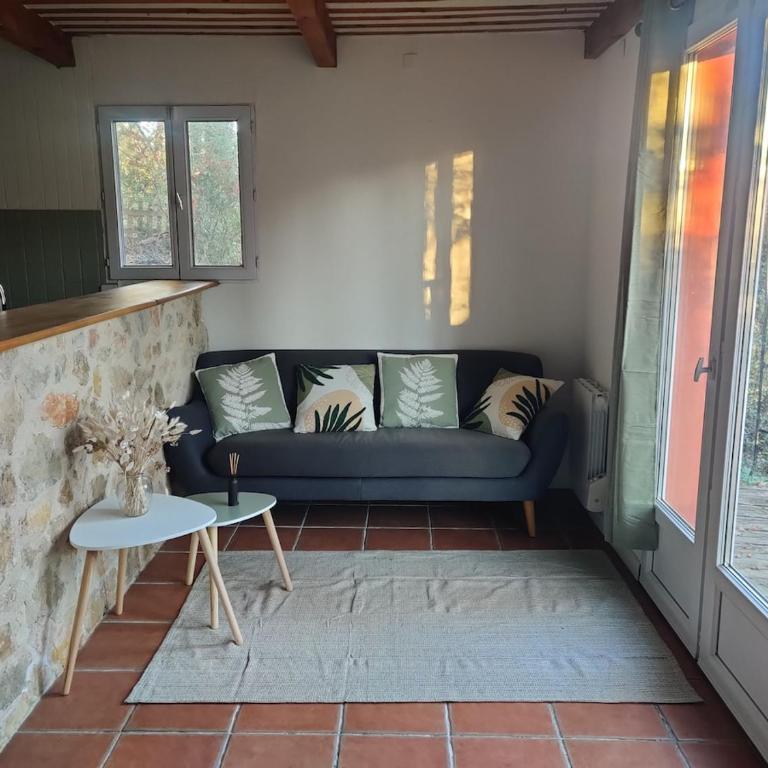 Bas de villa en pleine nature - Apartment mit 2 Schlafzimmern und Terrasse - 1