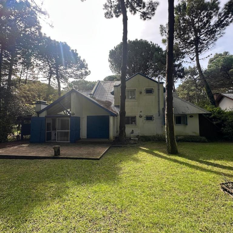 Hermosa casa rodeada de naturaleza en Pinamar Norte - Casa - 44