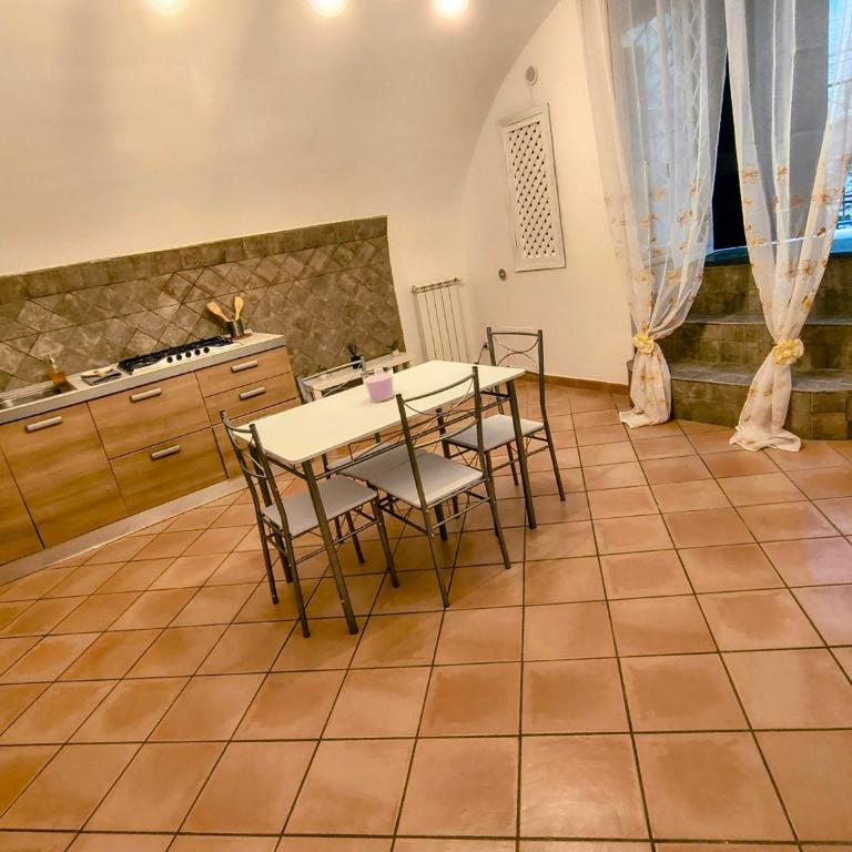 Enzo Nel Cuore Di Napoli - Haus mit 2 Schlafzimmern - 6