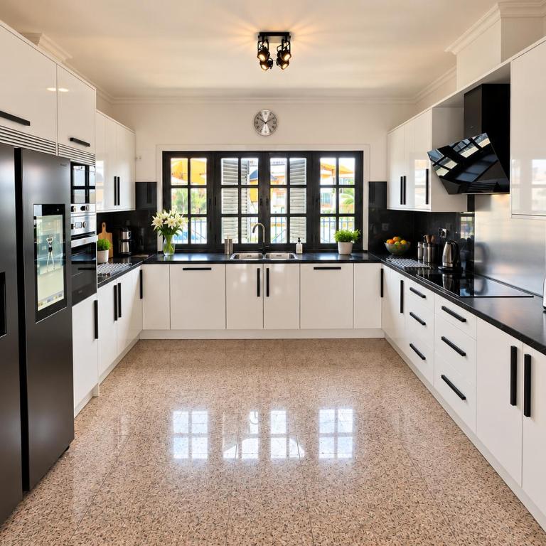 Large Villa in Maspalomas with Huge Private Pool, Jacuzzi & Gym - Villa avec Piscine Privée - 15
