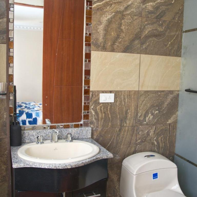 Full suite in Bellavista Quito - One-Bedroom Apartment - 16