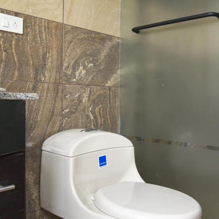 Full suite in Bellavista Quito - One-Bedroom Apartment - 17
