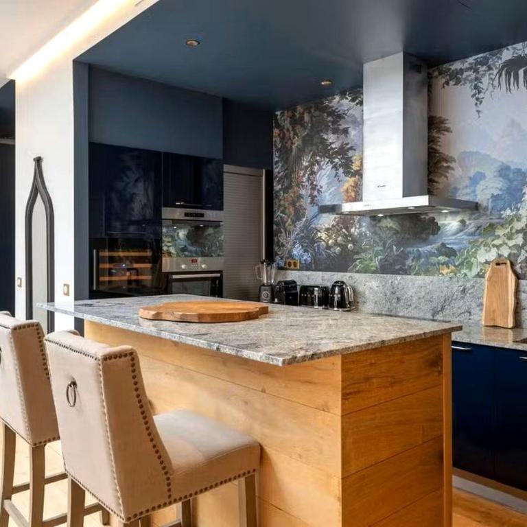 Elegant and spacious three-bedroom apartment - Appartement 3 Chambres - 13