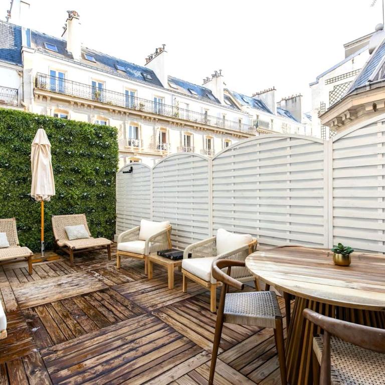 Elegant and spacious three-bedroom apartment - Appartement 3 Chambres - 28
