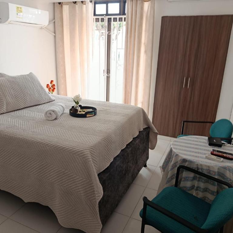 Aparta Estudio privado entrada independiente wifi - Habitación Doble con baño privado - 4