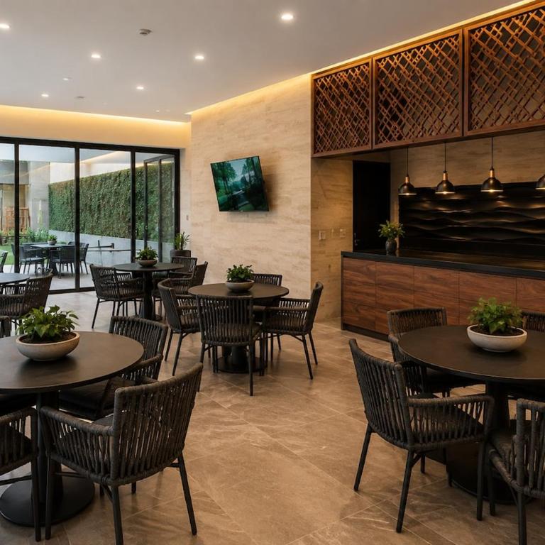 Luxury 1BR Condo w Pool, Jacuzzi, Near Antara - Appartement - 67