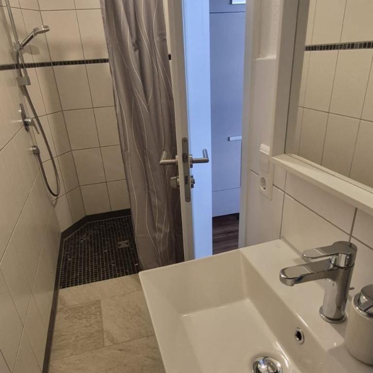 Gemütlich und ruhige Unterkunft - Apartment mit Aussicht und Balkon - 15