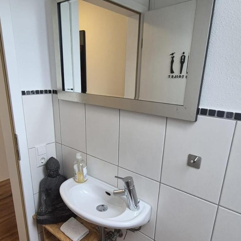 Gemütlich und ruhige Unterkunft - Apartment mit Aussicht und Balkon - 13