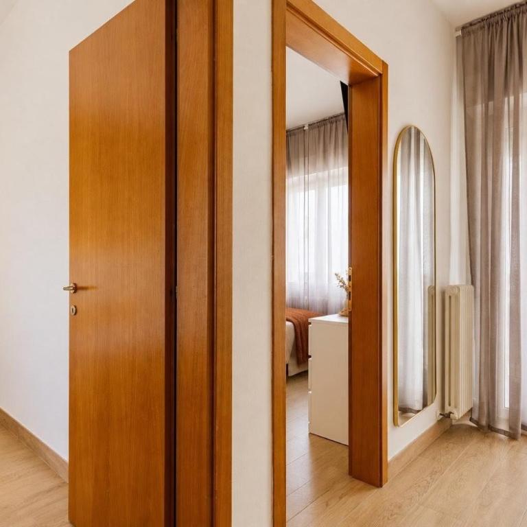 Luxury Apartment , Super WiFi - P r a t u r e c c i Group - Appartamento con 2 Camere da Letto - 8