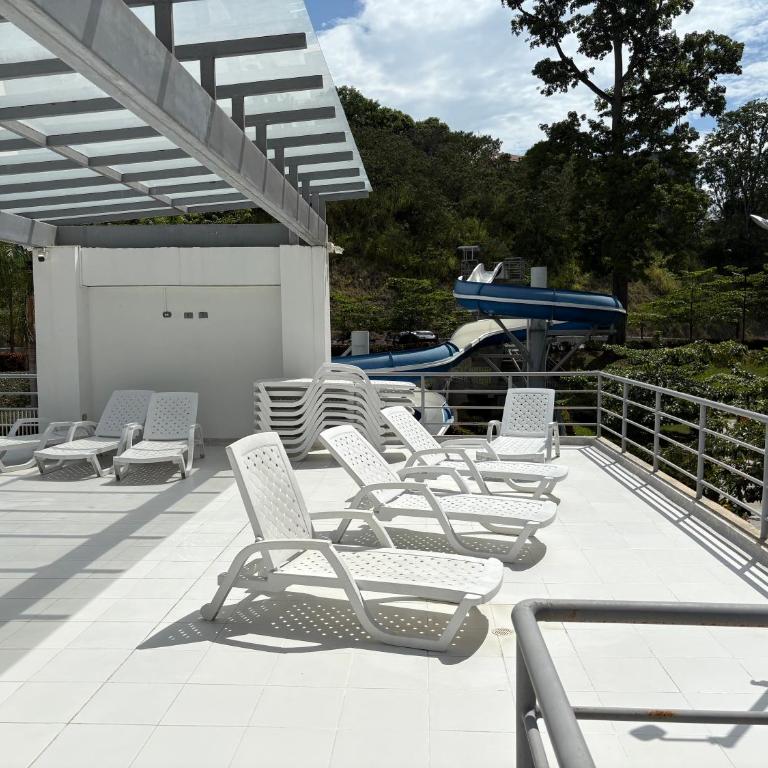Hermoso Apartamento - Apartamento de 2 dormitorios - 61