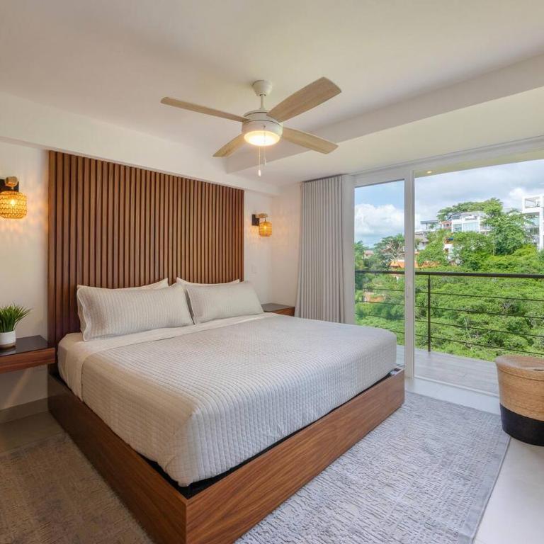 Luxury Condo with Breathtaking Views - Apartment - 4