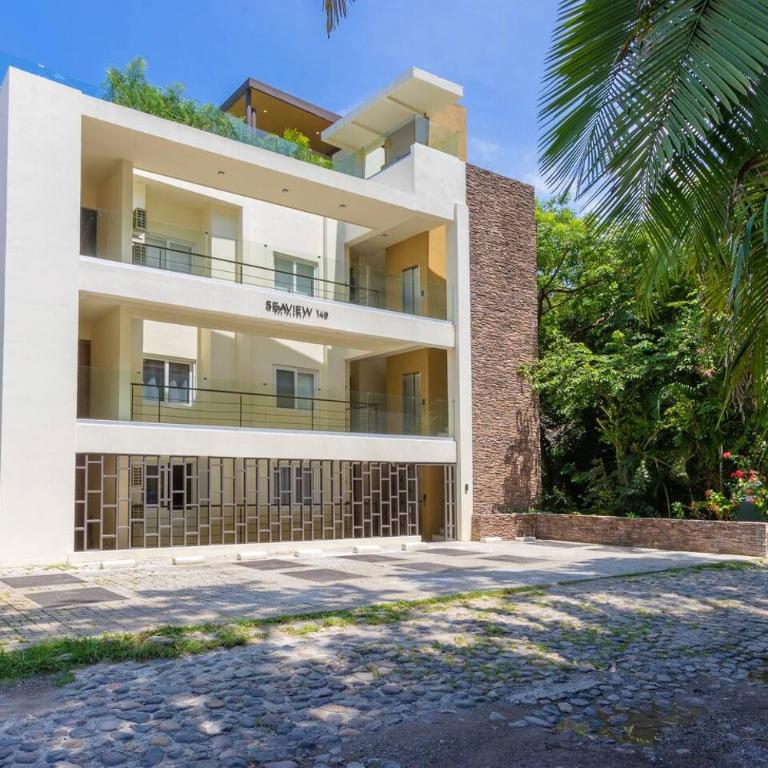 Luxury Condo with Breathtaking Views - Apartment - 5