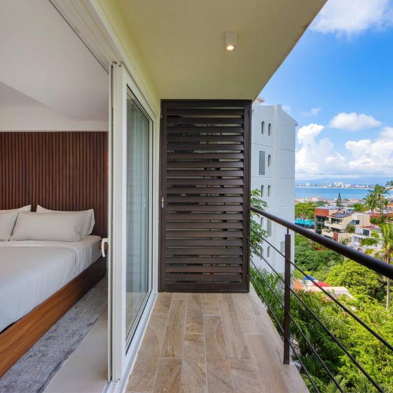 Luxury Condo with Breathtaking Views - Apartment - 19