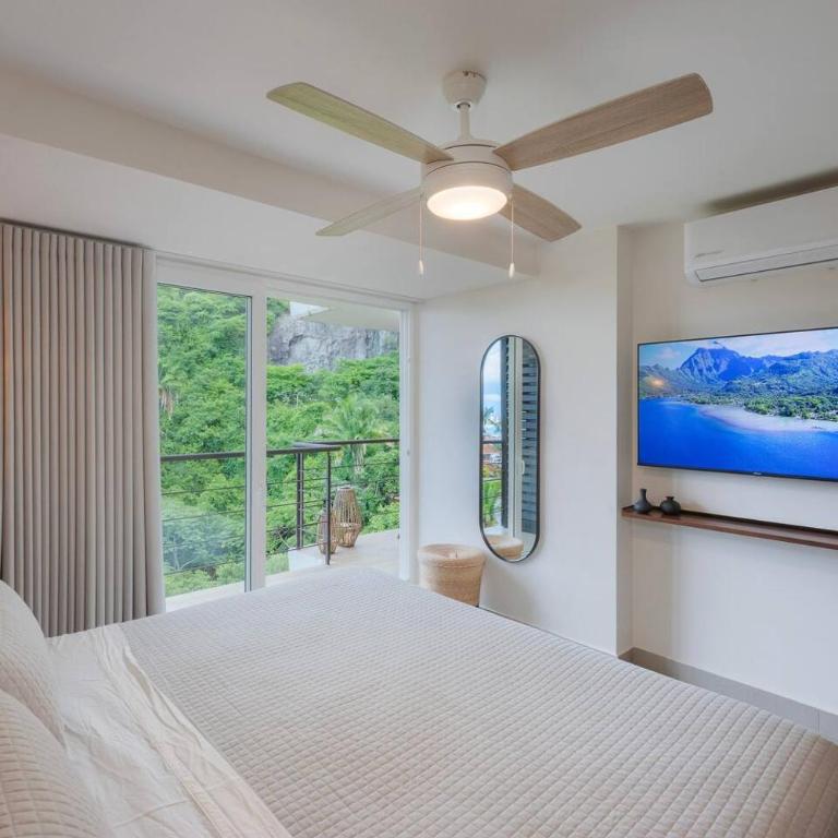 Luxury Condo with Breathtaking Views - Apartment - 17