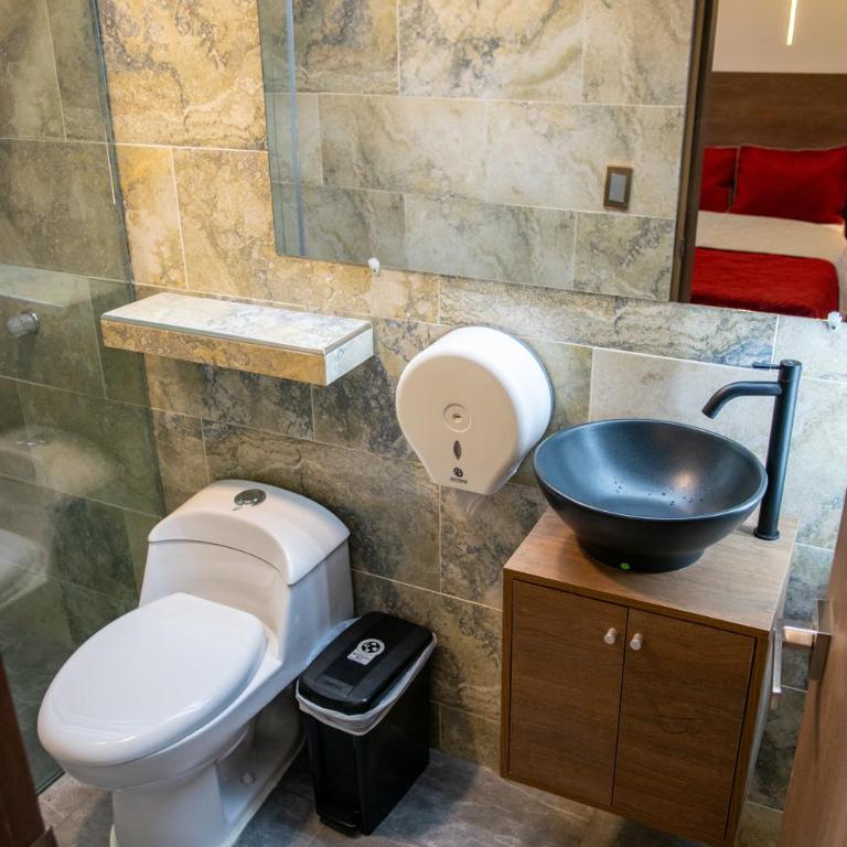 Royal Springs Hotel - Deluxe Room - 1