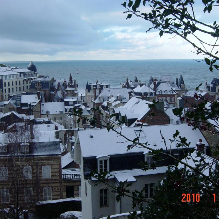 Appartements et gîte Les Hauts de Sophia - Apartment with Sea View - 21