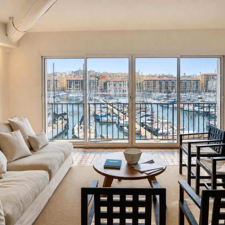 80M2 SUR LE VIEUX PORT - Vue exceptionnelle - 2 chambres - Appartamento con 2 Camere da Letto - 1