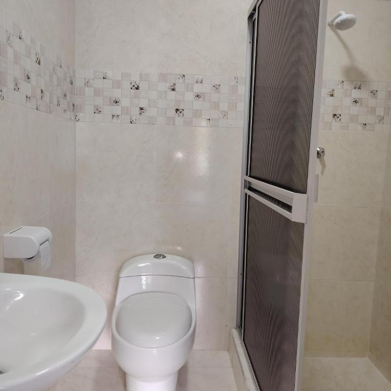Hotel Alto Amazonas - Habitación Triple Económica - 4