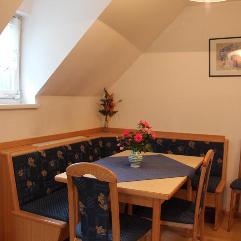 Landhaus Hofer Ossiacher See - Two-Bedroom Apartment - 5
