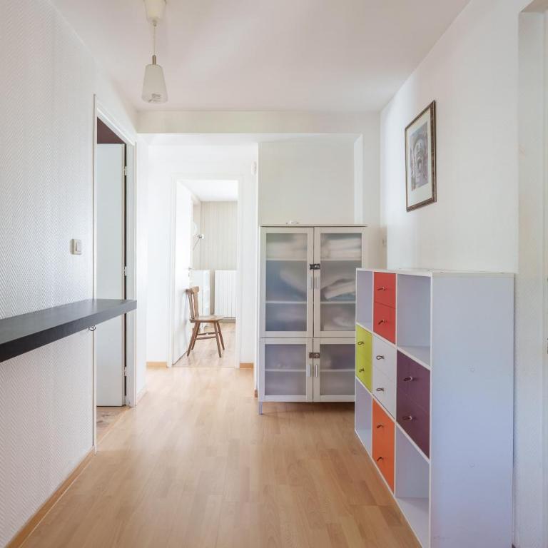 Le Grand Clos - maison avec parking privé - Appartement - 13