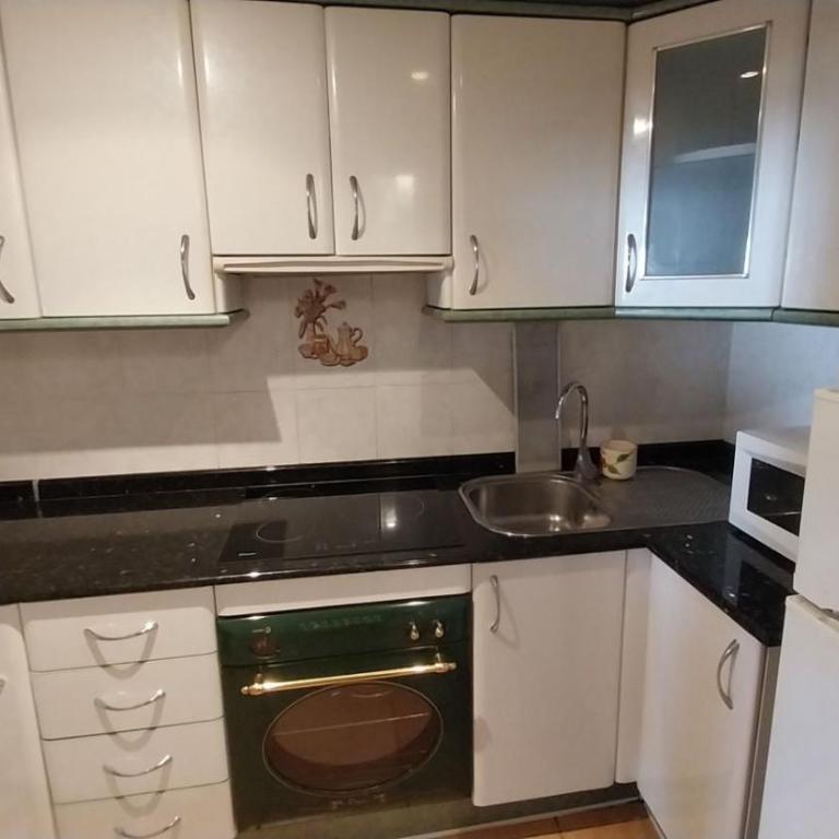 Apartamento con vistas al jardín y al mar - Apartamento de 1 dormitorio - 10