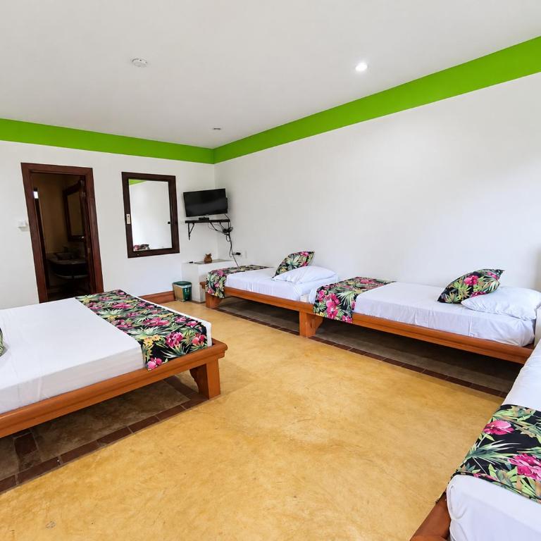 Hotel Portón del Sol - Habitación Familiar - 4